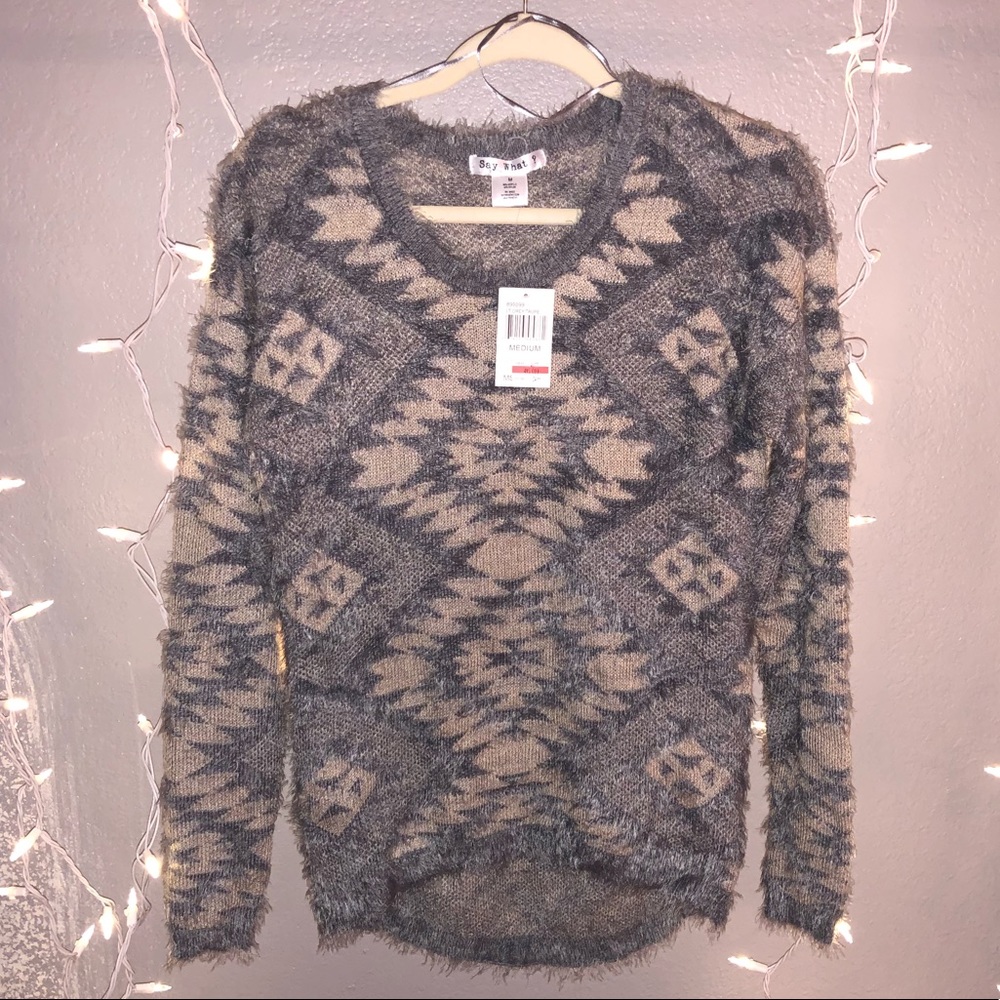 Geometric Print Fuzzy Sweater
